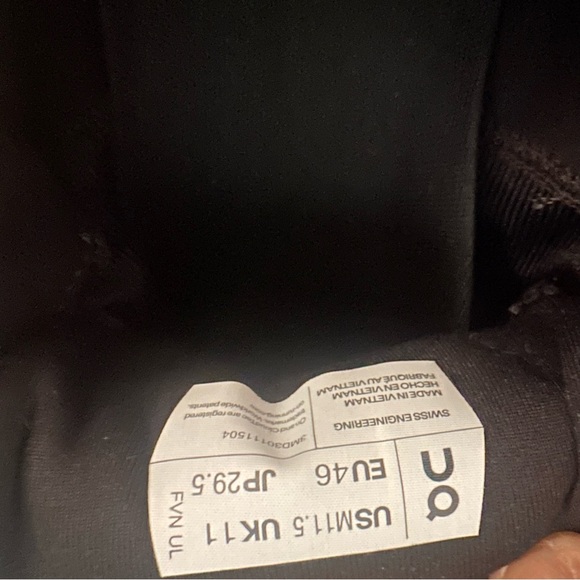 On Cloudstratus 3 Wash Metal
3MD30111504 Speedboard Men's
Running Shoes SZ 11.5 - Picture 15 of 15